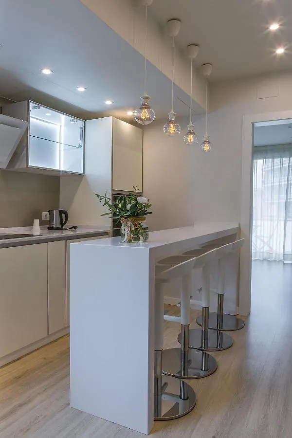 Apartamentos Turisticos Madanis L’Hospitalet de Llobregat